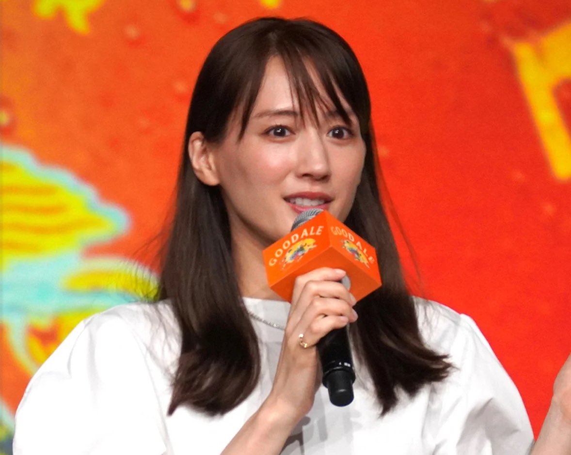 はるかちゃん ayase_haruka_love_fan👈TAP タレ目がちなのがまた可愛いはるか