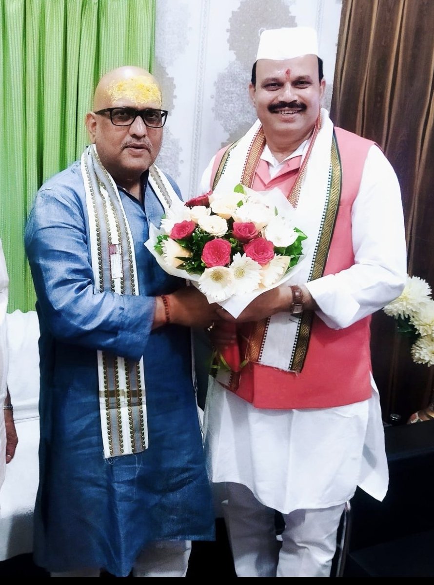 उत्तर प्रदेश कांग्रेस के यशस्वी  अध्यक्ष , पूर्व मंत्री श्री अजय राय जी को जन्मदिन की हार्दिक शुभकामनाएं