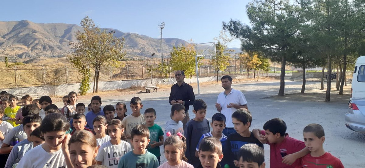 Kalbimiz, dualarımız Filistin ile 🇵🇸
Filistin halkına destek olmak amacıyla okulumuzda Filistinli çocuklar için dua edildi. 
<a href="/cunguskymkmlk/">Çüngüş Kaymakamlığı</a> 
<a href="/Cungusilcemem/">Çüngüş İlçe Milli Eğitim Müdürlüğü</a> 
<a href="/CevatBaran9/">Cevat Baran</a> 
<a href="/BeratAkdag72210/">Berat Akdag</a>