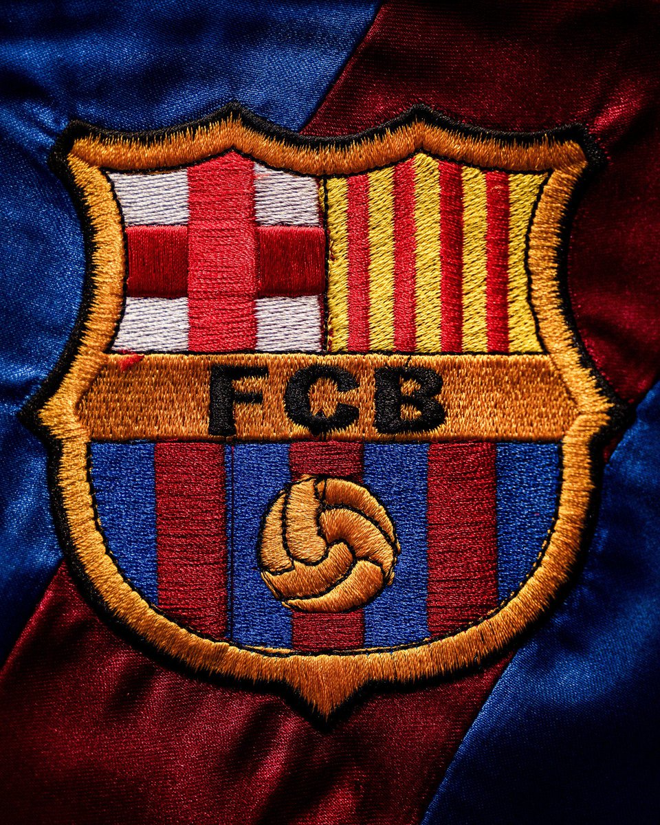 BarcaNewsFRA's tweet image. 🚨🗣️ Rodrygo : « Avant de signer au Real Madrid, tout était réglé avec Barcelone. Mais quand mon père est venu me voir et m'a demandé de choisir, la décision a été facile. Je savais ce que je voulais, je savais quel était mon rêve, et c'est ce qui s'est passé. »

Si ton père ne…