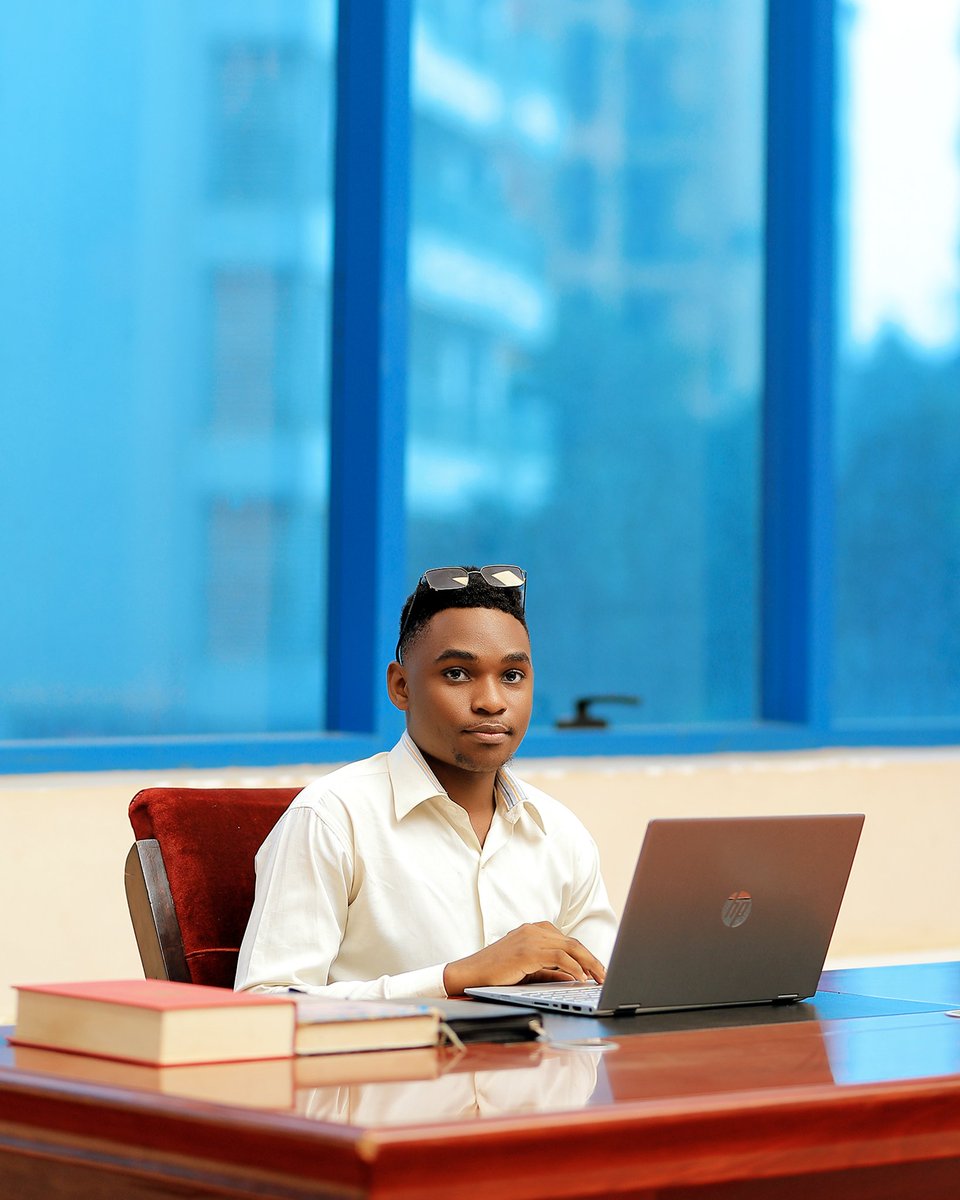 cus_tor's tweet image. The Developer Who Builds Beyond Code
> 💻 I still remember when writing code felt like guessing in the dark.
Every bug felt personal. Every new concept felt impossible.
👉 What’s the biggest lesson you’ve learned in your coding journey?