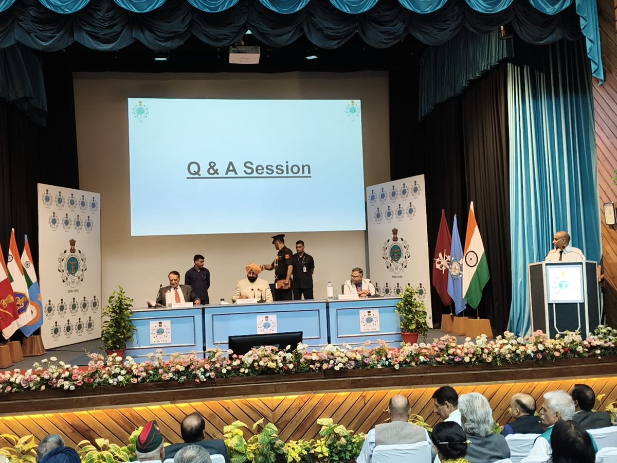 USIofIndia's tweet image. An engaging Q&amp;amp;A session followed the address, with the Hon’ble Governor of Uttarakhand interacting with participants.
The discussion covered key takeaways from the lecture and insightful perspectives from the audience.

#USIofIndia #CS3 #ColonelPyaraLalLecture #Leadership