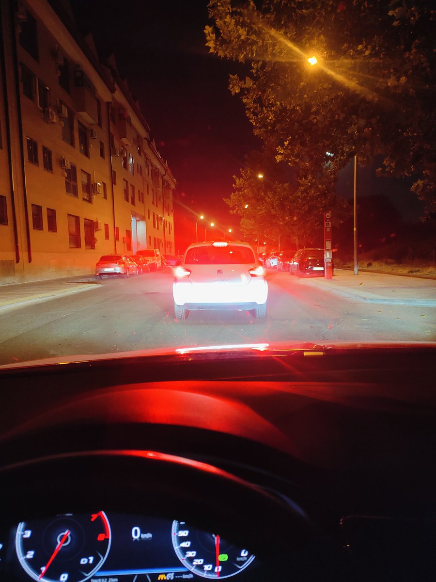 shark5447's tweet photo. @AytoVelilla y así estamos hoy en el sector 23, una gran decisión traer a la G.C. y que todo el tráfico que quiere entrar a Mejorada nos lo metan en Velilla concretamente a la rotonda del 23. Nos podíais poner el mercadillo entre semana y así comprabamos en lo que pasa el atasco https://t.co/iYZF6nKDdJ
