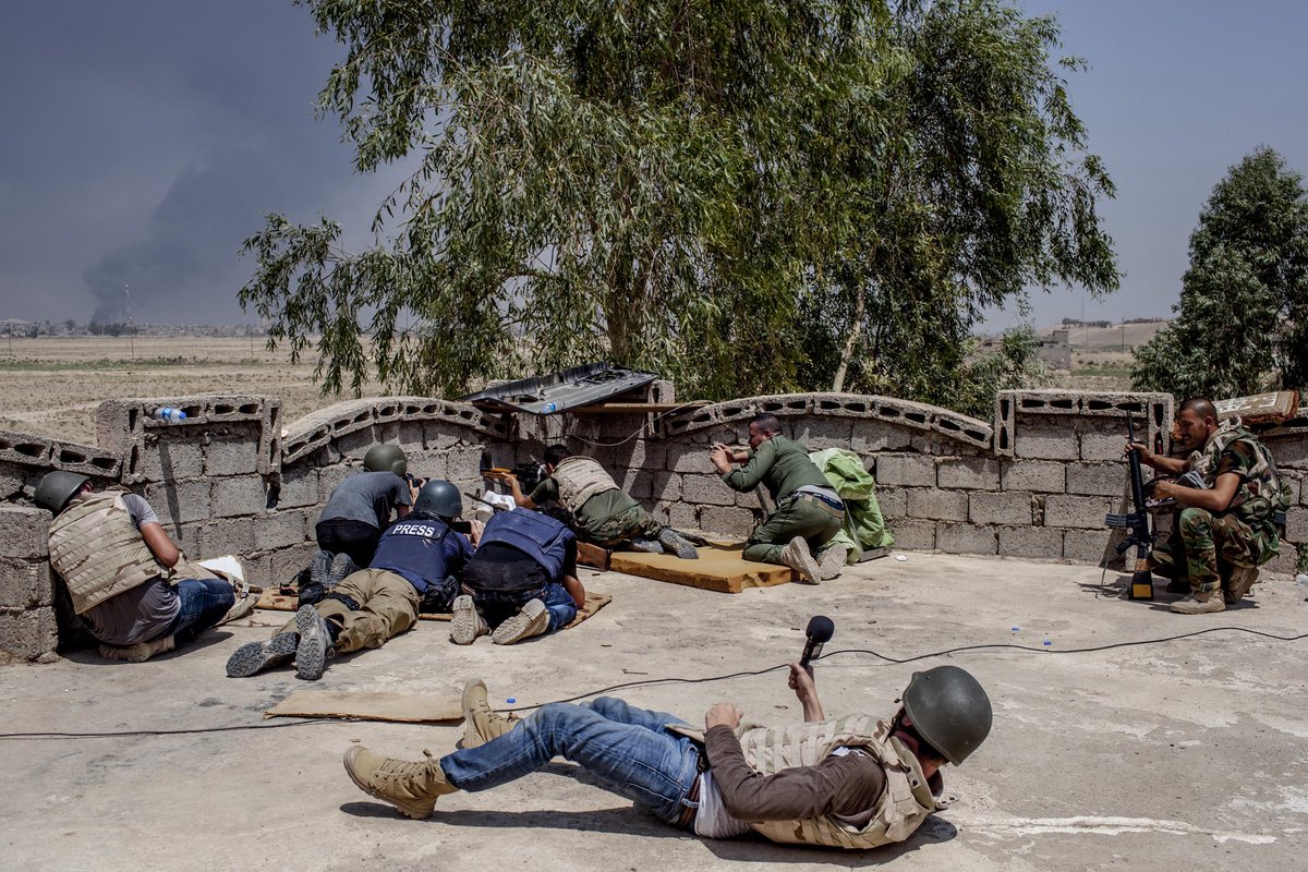 4Ro Photos tweet media