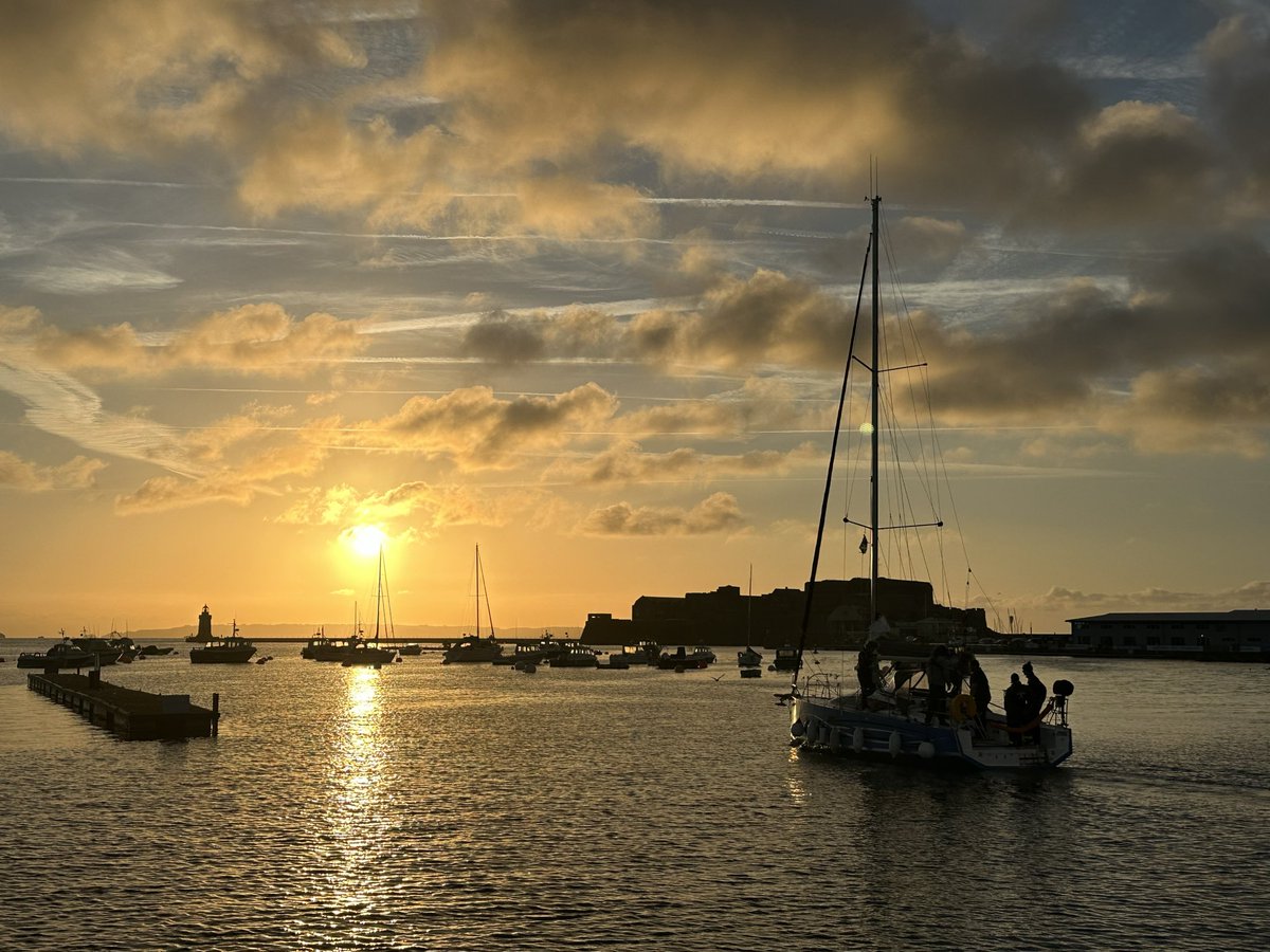 gnsymutterings's tweet image. #GoodMorning