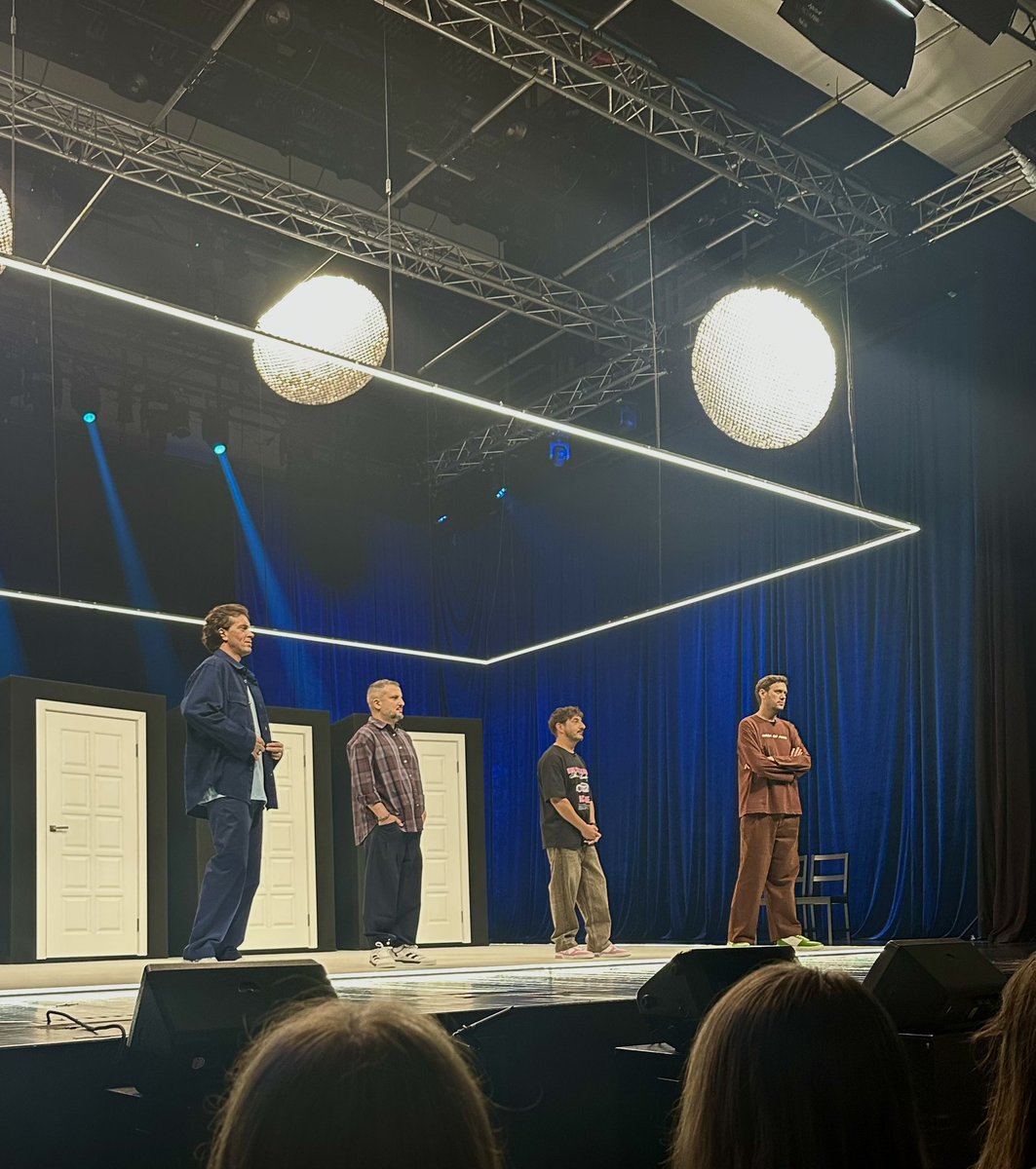 как же это хорошо 🥹
пс 2 фоточка была сделана вовремя тех остановки из-за звука