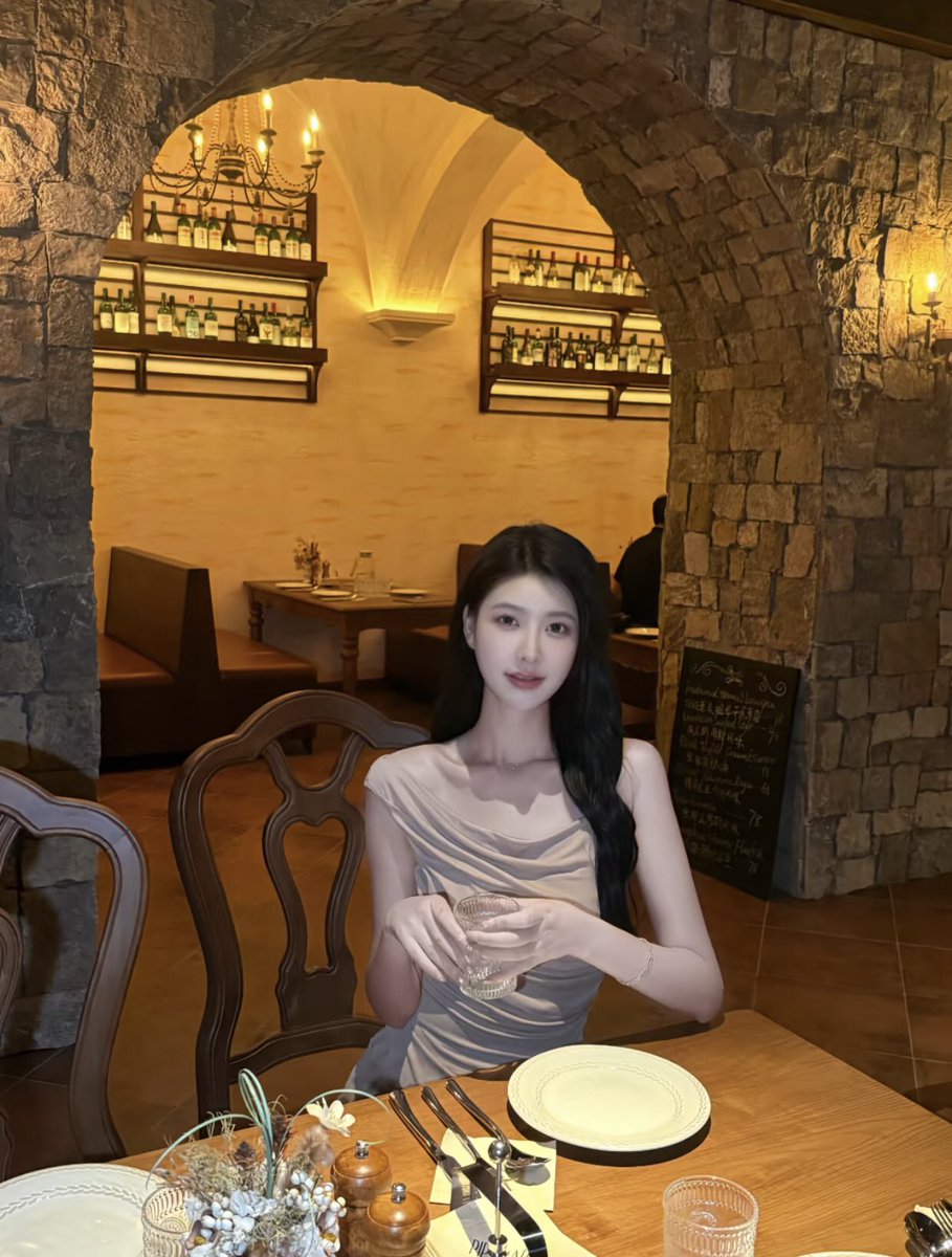 3698aaa's tweet image. 生活的本意就是开心，不是吗