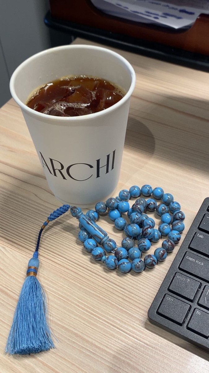 IS_Bu3's tweet photo. احب الدوام عشان ارتشي 🧡 https://t.co/71WepGzs5e