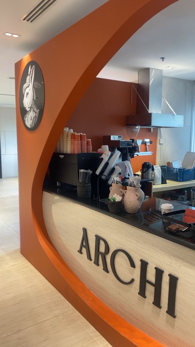 IS_Bu3's tweet photo. احب الدوام عشان ارتشي 🧡 https://t.co/71WepGzs5e