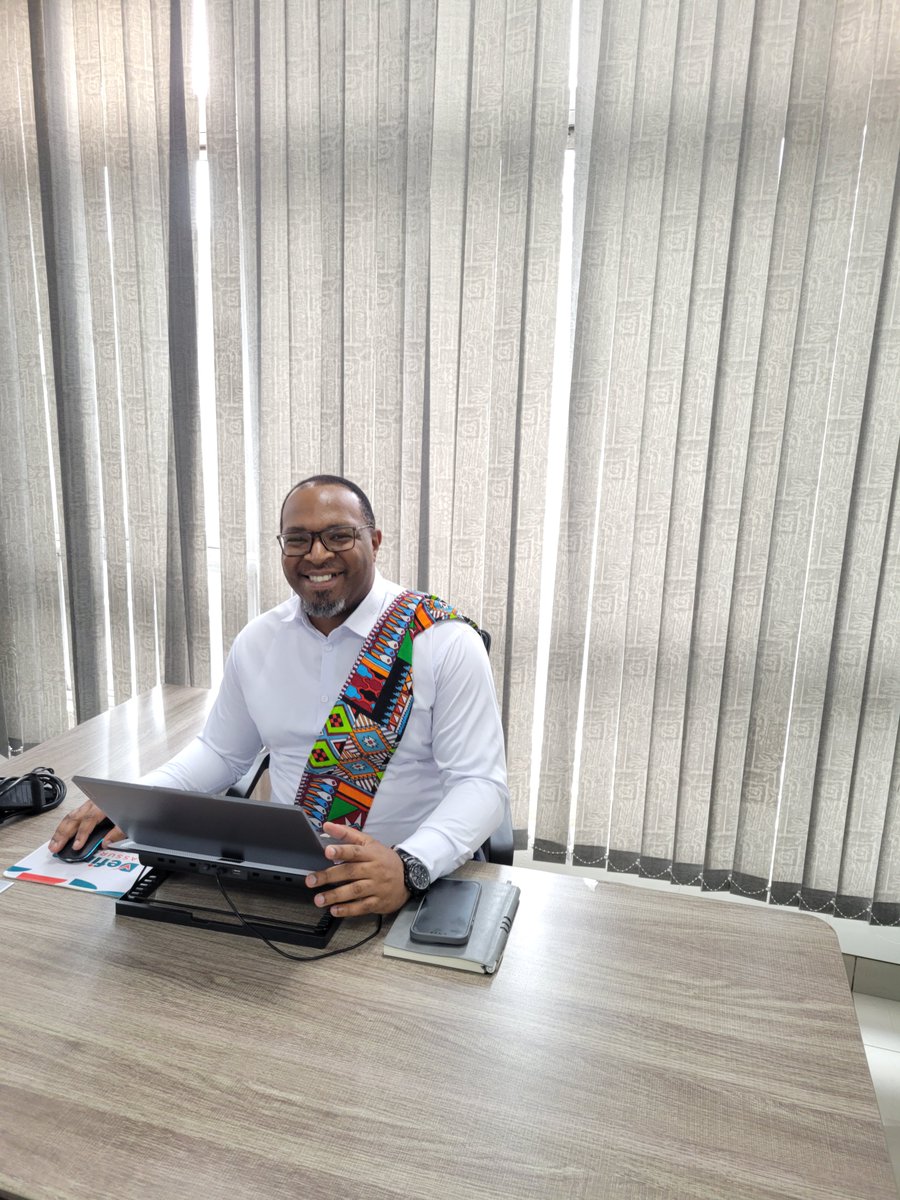 💚 Day 2 of #CustomerServiceWeek at Definite Assurance HQ!
The smiles say it all — our mission to serve you better is always in action. 💪
Here’s to making every interaction count! ✨
#MissionPossible #DefiniteAssurance #WeValueYou