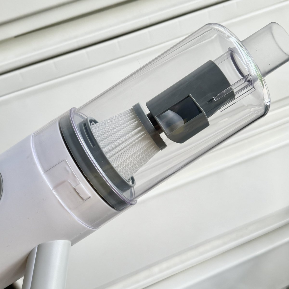 wch_reviews's tweet image. ป้ายยาเครืองดูดฝุ่นรุ่น Dust VC-A สีเทา สวยมินิมอลมาก สายไฟยาว 4.5 m ลากไปได้ไกลมาก มีตัวกรองฝุ่นละเอียดด้วยตัวกรอง HEPA มาพร้อมหัวแปรง 11 หัว ทำความสะอาดได้ทุกซอกทุกมุมเลย ดูดฝุ่นเล็ก และพวกขนสัตว์ดีเลย👍🏻
#SCEplus #Topvalue