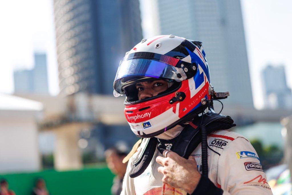 ppm_sports's tweet photo. πΈπ¬ With the Singapore Grand Prix now complete, we canβt help but look back on @nazimazman_ run at Marina Bay last year in the Porsche @carreracupasia π
#PPM #DriverManagement #CarreraCupAsia #Flashback #SingaporeGP https://t.co/ta2neWHe3F