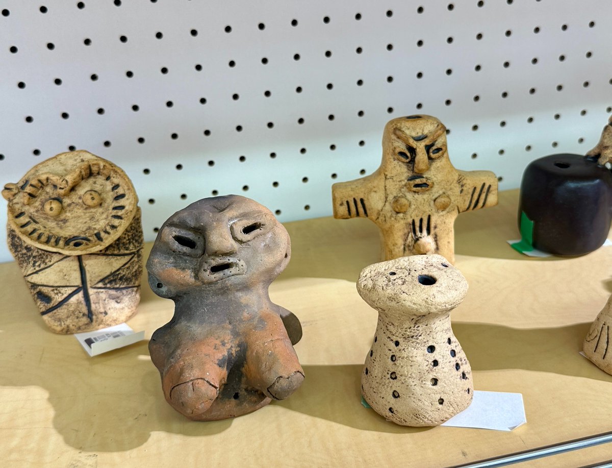 LOFT_KICHIJOJI's tweet photo. \北海道のクリエーターPOPUP「HOCLIP」開催中/
~クリエイター紹介~
「JOMON ARTSTUDIO(まだん)」
たくさんの土偶に会いにきてください。
■期間:10/1(水)~10/19(日)
※最終日は午後5時閉場
インスタグラム
https://t.co/jWjwchWfdv
#HOCLIP #北海道 #縄文 #まだん https://t.co/CEZ4d6l1EO