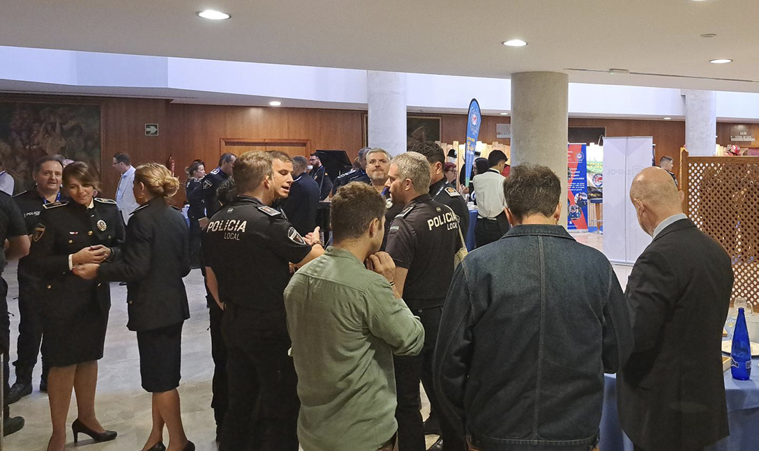 intricom's tweet photo. INTRICOM ha participado en la Feria Extremeña de Seguridad (FEXPOL) que se celebró los días 3 y 4 de octubre en Cáceres. 

Evento organizado por la Asociación de Mujeres Policías Locales de Extremadura @asempol_ .

https://t.co/06Oo6zlc4G https://t.co/i1YiYTG5OZ