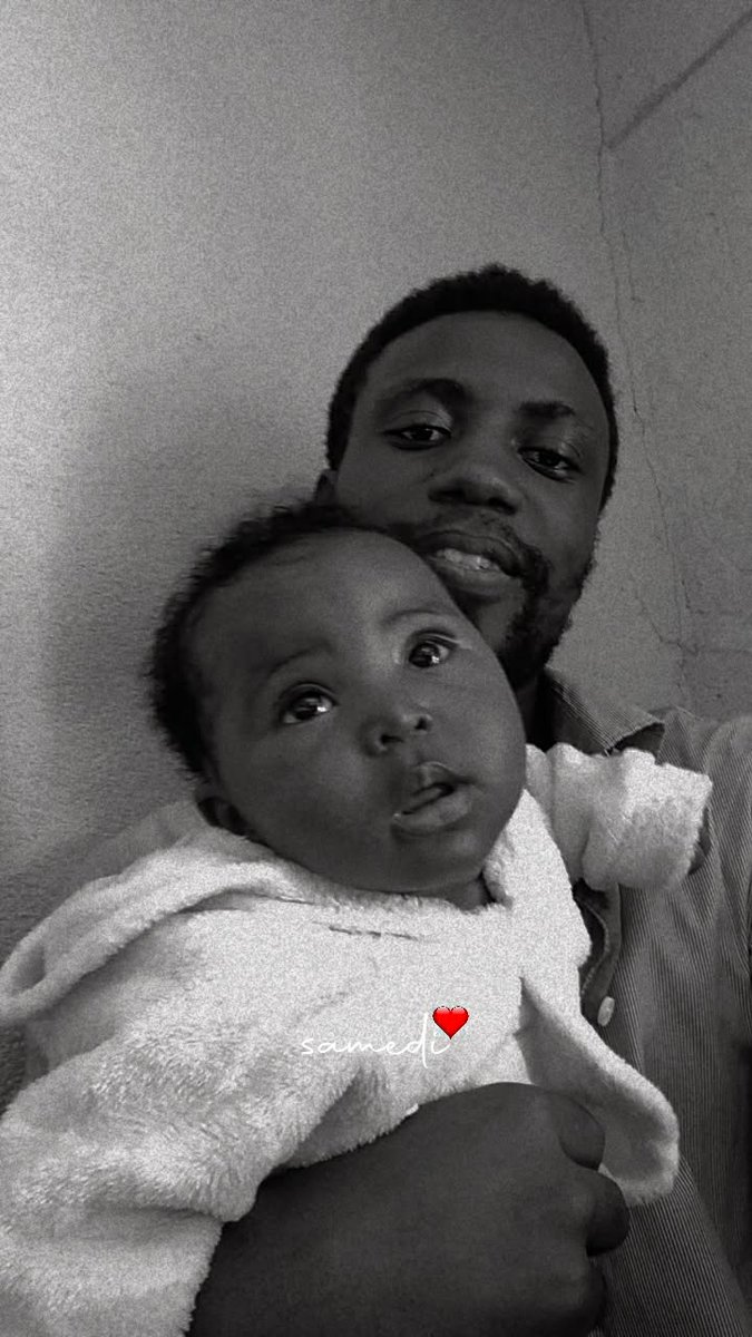 Que la mort te garde, puisqu’elle t’a choisi.
Mais qu’elle sache aussi
qu’elle n’aura jamais ton souvenir,
ni la part d’ombre que tu laisses dans nos cœurs.

Adieu Doudou de moi  ❤️.