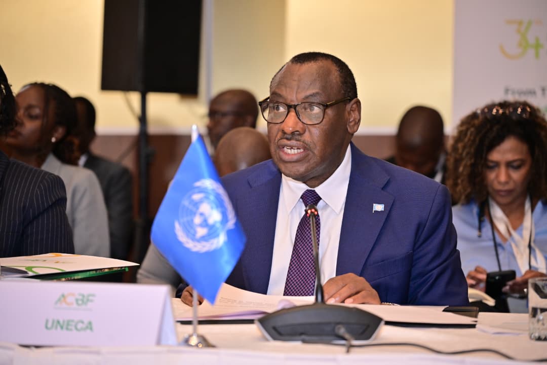 ECA_OFFICIAL's tweet image. “Across Africa, public debt is unsustainable. Over 20 countries are already in or at high risk of debt distress, and too often, debt servicing exceeds spending on health or education.”
— ES @ClaverGatete at #ACBF Governors’ Meeting
 #FiscalReform #AfricaFinance