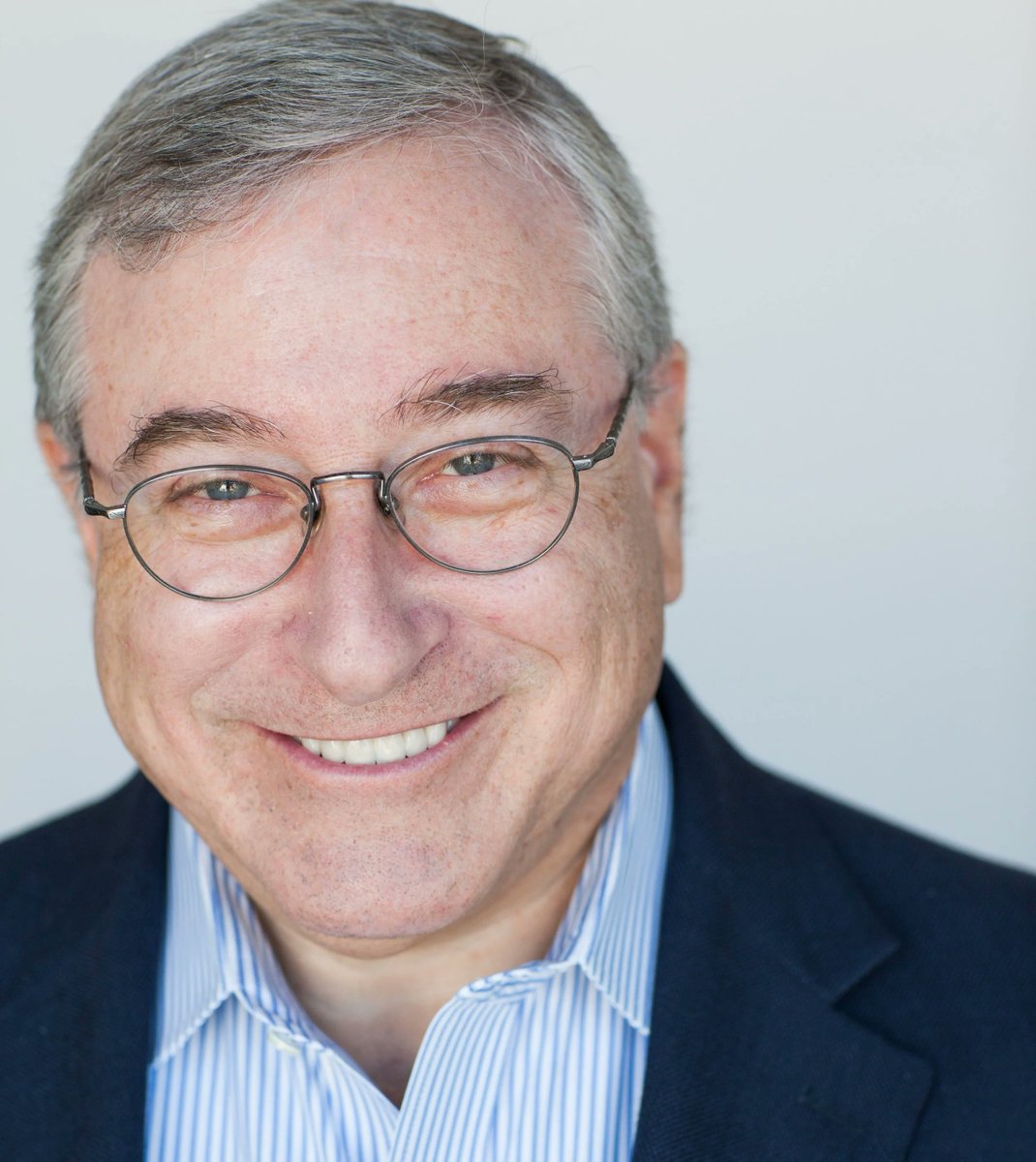Sigma_VC's tweet image. 🎬 Big welcome to @ClimanSandy — Hollywood mogul &amp;amp; tech visionary — joining Sigma Capital!

As CEO of Entertainment Media Ventures, Sandy’s career spans Universal Studios, CAA, &amp;amp; the cutting edge of media + tech innovation.

Excited to explore the future of #Web3 x #Media…