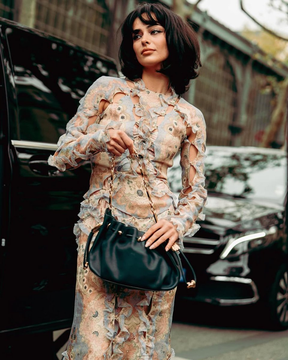 AubriUpdates's tweet image. Aubri via @/lianahardy instagram post 

“You can count on @/zimmermann for romantic spellbinding elegance shot on my last day at @/parisfashionweek 💫” #zimmermann #pfw2025 #parisfashionweek