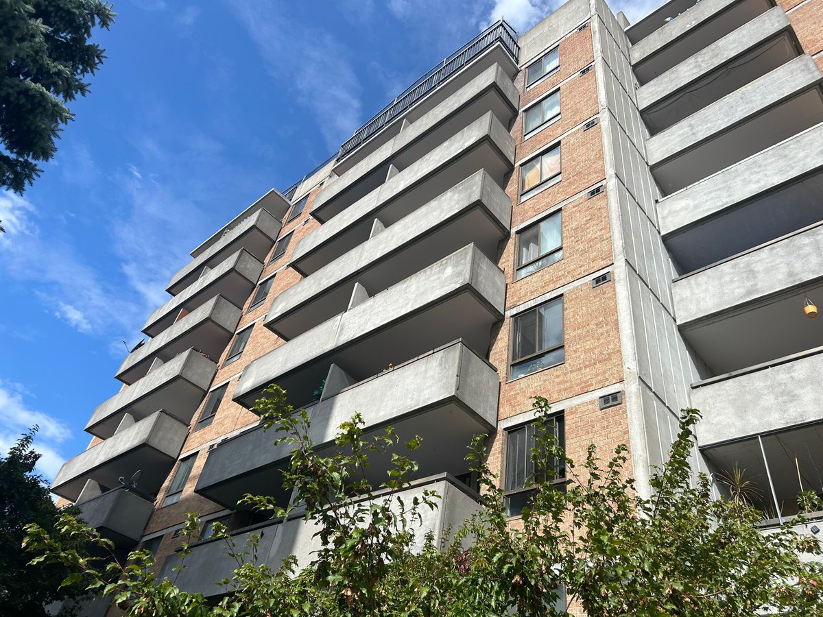 BuildingBio was retained to provide a building envelope consulting services at 210 Gloucester including a Building Envelope Condition Assessment, Drone Survey of Exterior, Energy Modeling Tender and Technical Specifications, Project Tendering, Construction Project Management.