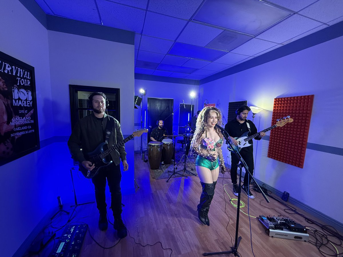 NoisyCavern's tweet photo. Angel Peaches music session coming soon! https://t.co/PUIpQfBwY1