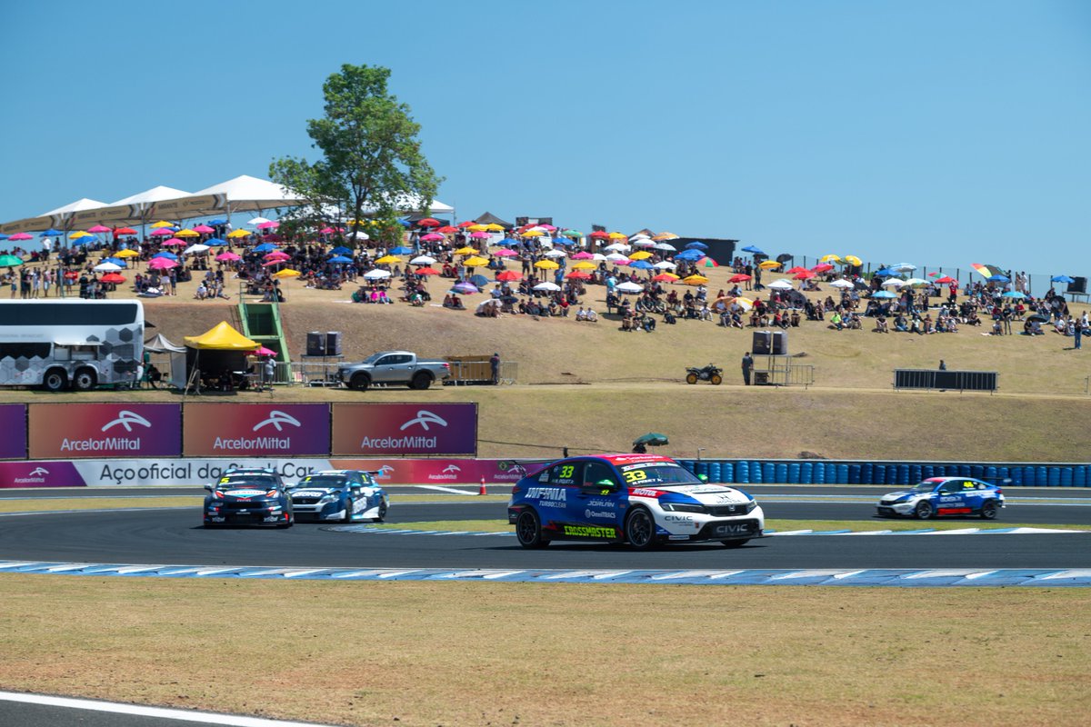 motoresapleno's tweet image. #TCRSouthAmerica en #Velocitta – #Carrera2: Nelson #PiquetJr. consiguió su primera victoria. #motoresapleno #automovilismo #motorsport #TCR #TCRSeries 
motoresapleno.com.ar/2025/10/tcr-so…