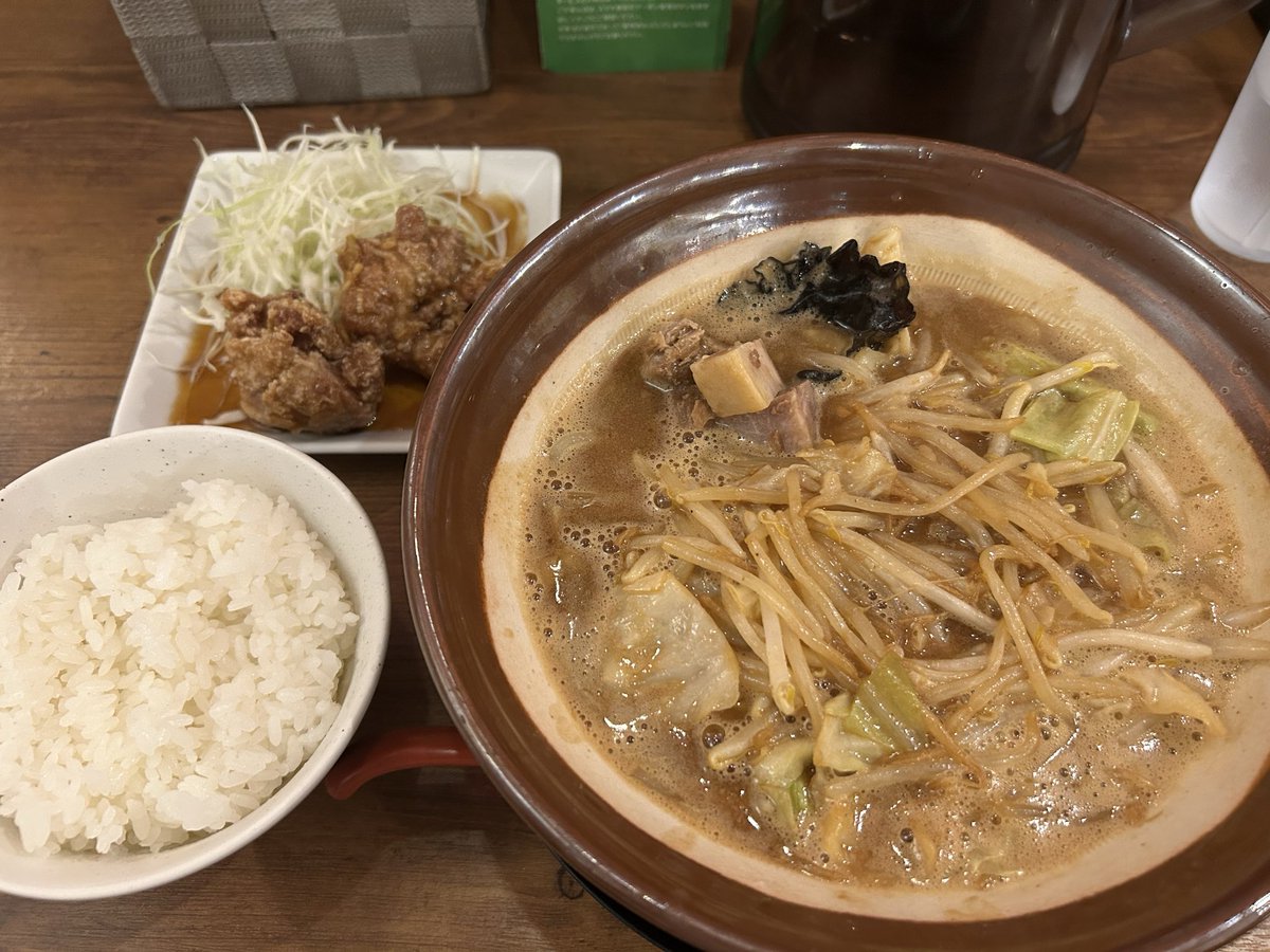 kircheis16's tweet photo. 2025年10月6日、夕食、元祖新潟濃厚味噌 東横 https://t.co/zdgfYyWzRa