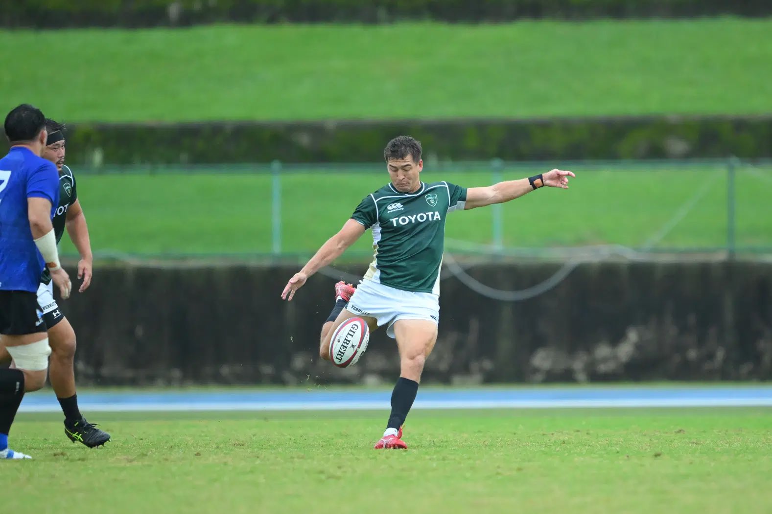 TOYOTA ヴェルブリッツ 03_052-432.jpg