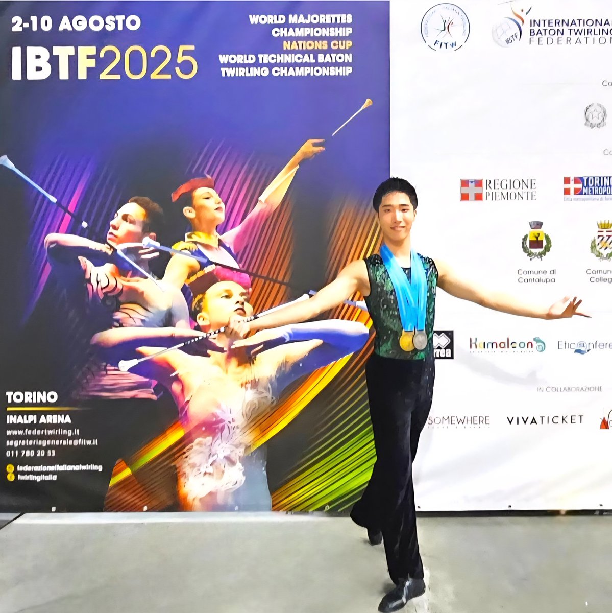 バトンゲスト　齋藤 晟選手
皆様、こんにちは。杉浦紀子バトンスタジオの齋藤晟です。
このような歴史ある大会のゲストとしてお招きいただきましたことを心より感謝申し上げます。
感謝の気持ちを込めて精一杯演技させていただきます。
＃インオカ