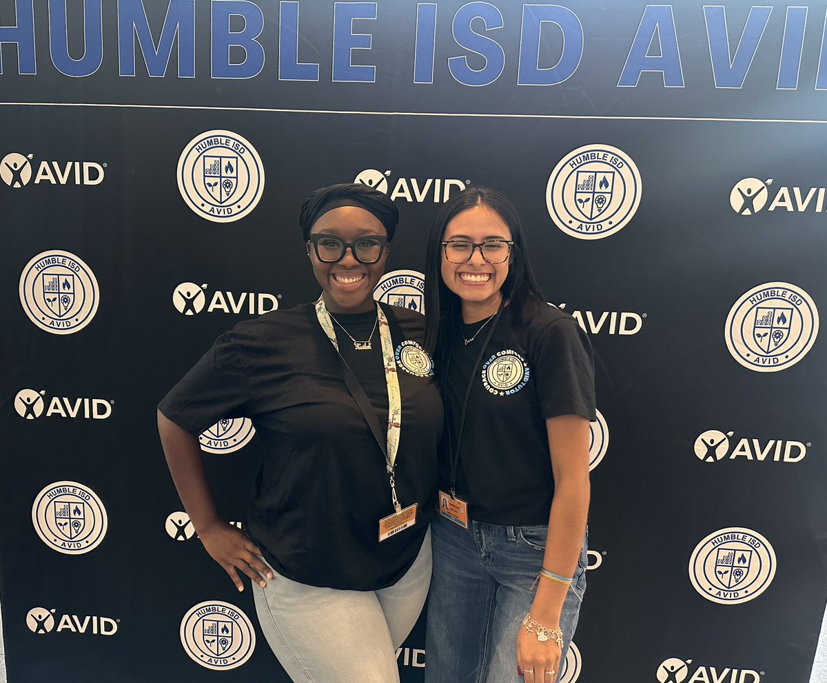 HumbleISD_AVID's tweet image. Huge thanks to our amazing AVID Tutors for helping make #CollegeNight25 a success! 💙Your energy and support with College Bingo gave AVID students a fun, engaging way to explore college &amp;amp; career options and resources. #ThisIsAVID