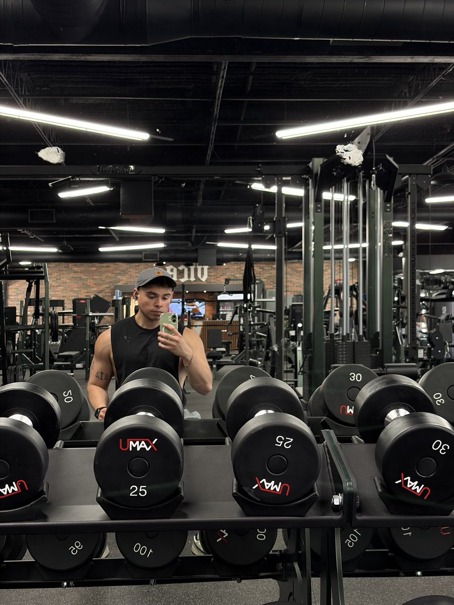 push day (i want a phat chest)