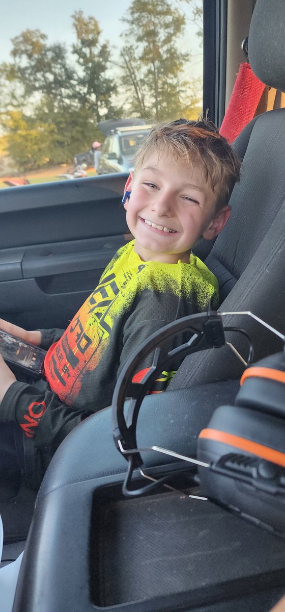 MysticallyMello's tweet photo. Day 3 of asking for donations for getting Al an 85. Anything helps, if you're unable to help please repost and engage to get the word out. Thank you for everyones continued support.
Link:
https://t.co/zfRh4TnYAy
#MotocrossKid #AutismAwareness #SupportTheRide https://t.co/S2u8TTWa5q