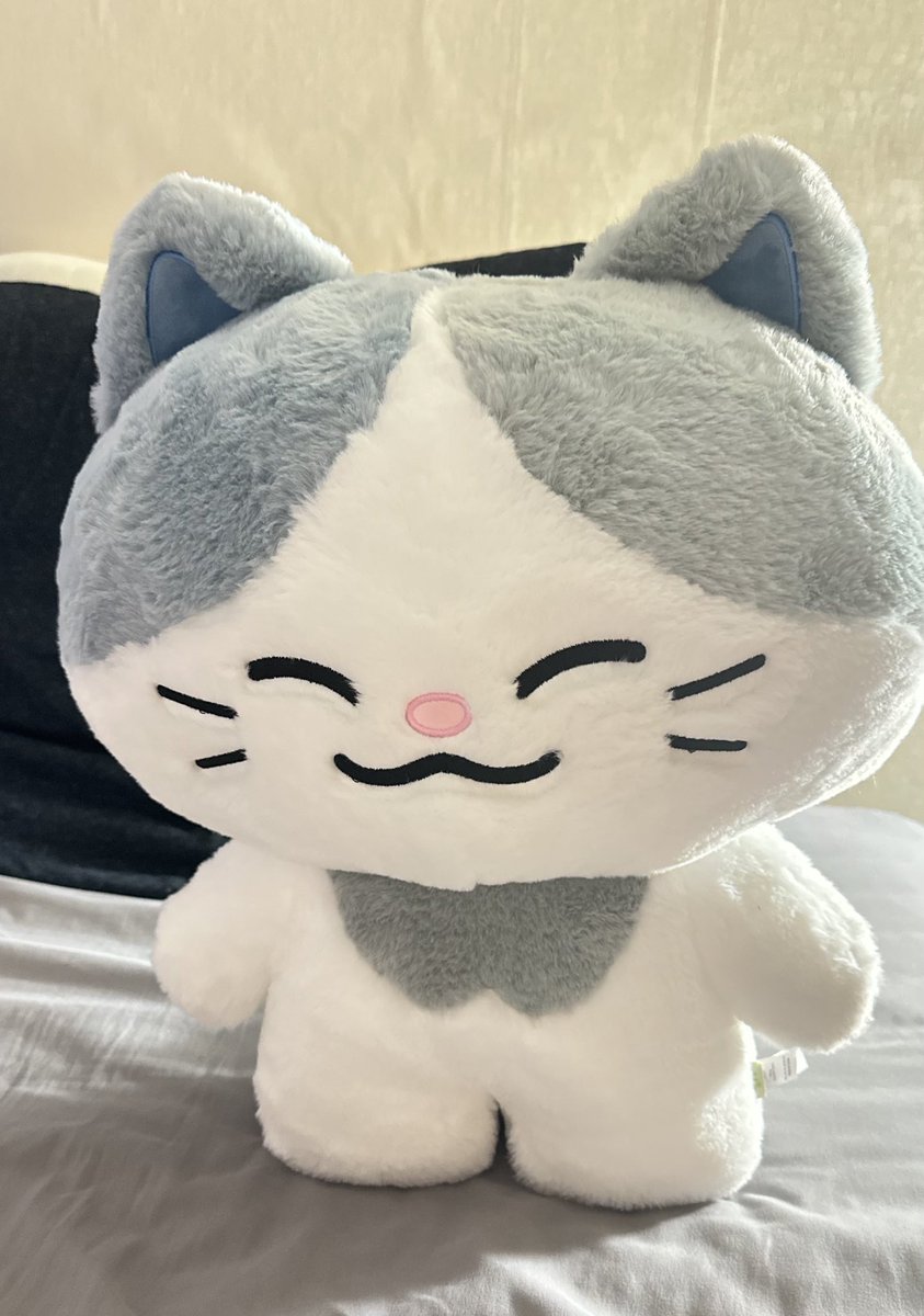 he is so lemyo 😭😭😭