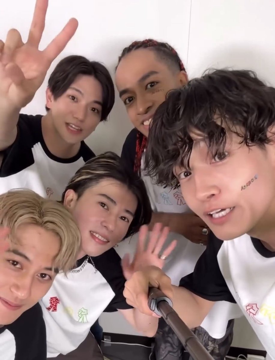 A_seichan0824's tweet image. Aぇ! groupと出逢えて幸せ🫶🏻
ずっとだいすきだよ

#Aぇ担もいるぜ 
#小島健がいるぜ