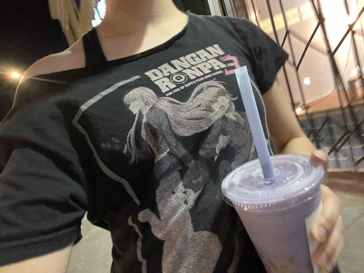 Got boba tea to cope with having to both have and look for a j*b simultaneously #plshireme #imdesperate