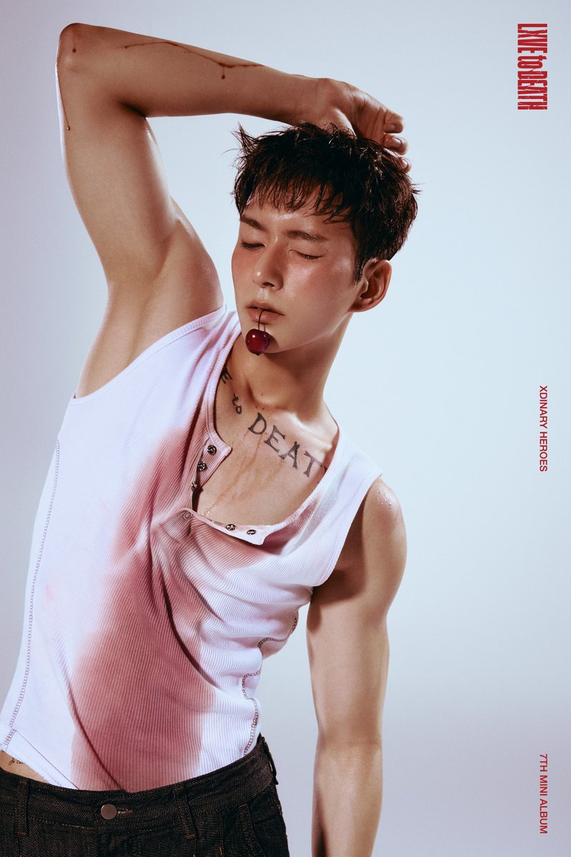 vignemattye's tweet image. no lube, no protection, completely raw, all night, all day, from the dining table to the bedroom, from the floor to the shower, from the front porch to the balcony, vertically, horizontally, quadratic, exponential, logarithmic, while I gasp for air