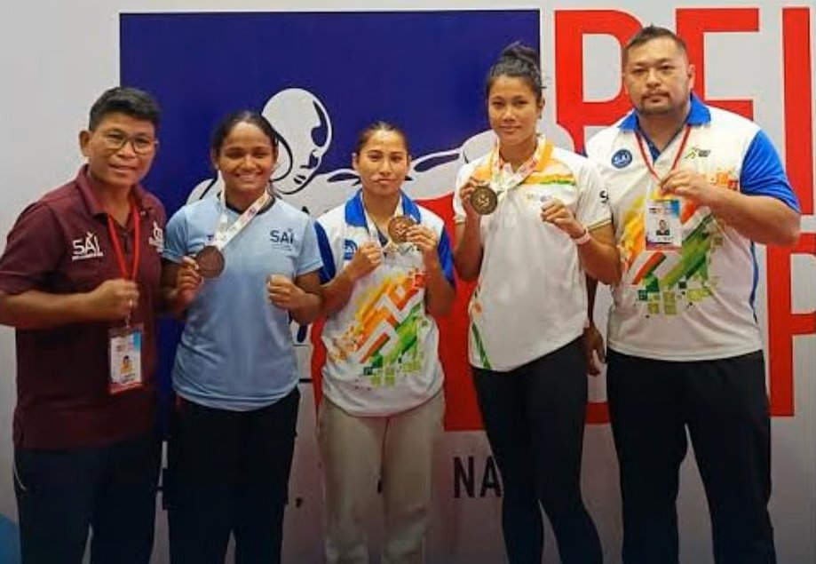 pranabbaruah261's tweet image. Pride of Guwahati, identity of Assam.
Ankushita Boro strikes gold 🥇, while Saraswati Boro and Bhupali Hazarika win bronze 🥉.
Assam’s boxers have written a new chapter of glory.
#BFICup2025 #AssamPride #IndianBoxing #WomenInSports #JaiHind #FamilyReunion
#MentalHealthMatters