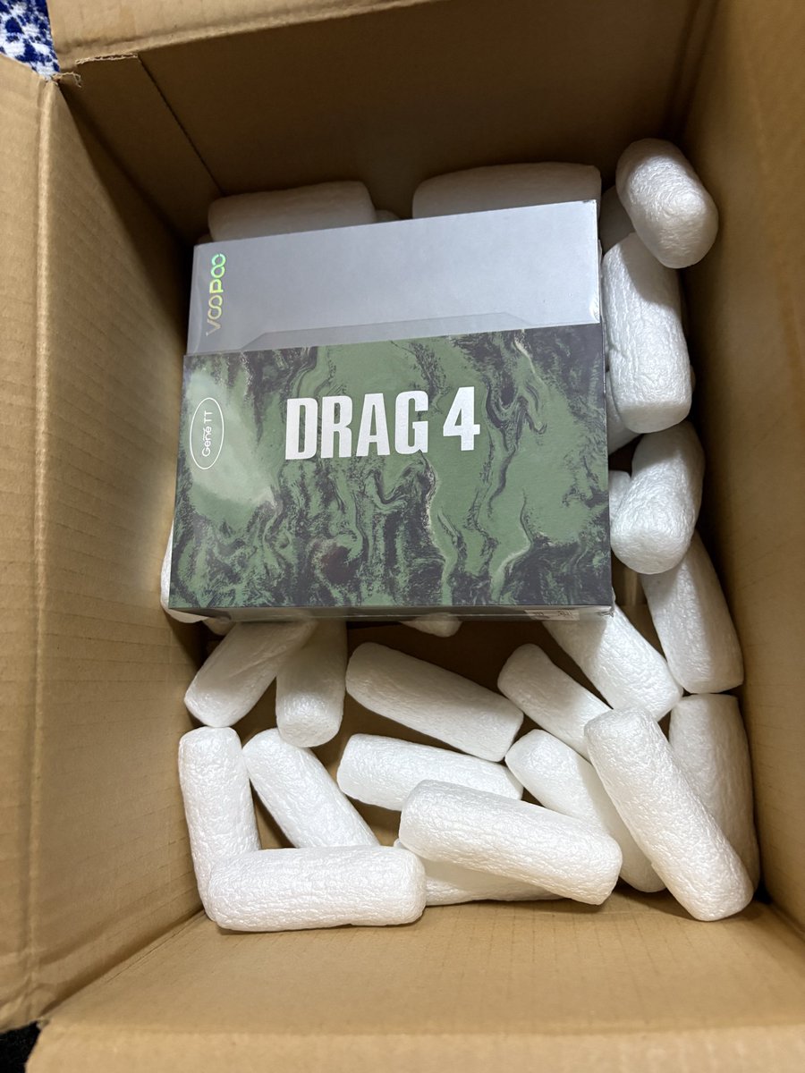 フレキチから到着店舗でDRAG 4スマホでこれをて言たらネットで買えと言われたのでポチ店舗に行く必要がなかった