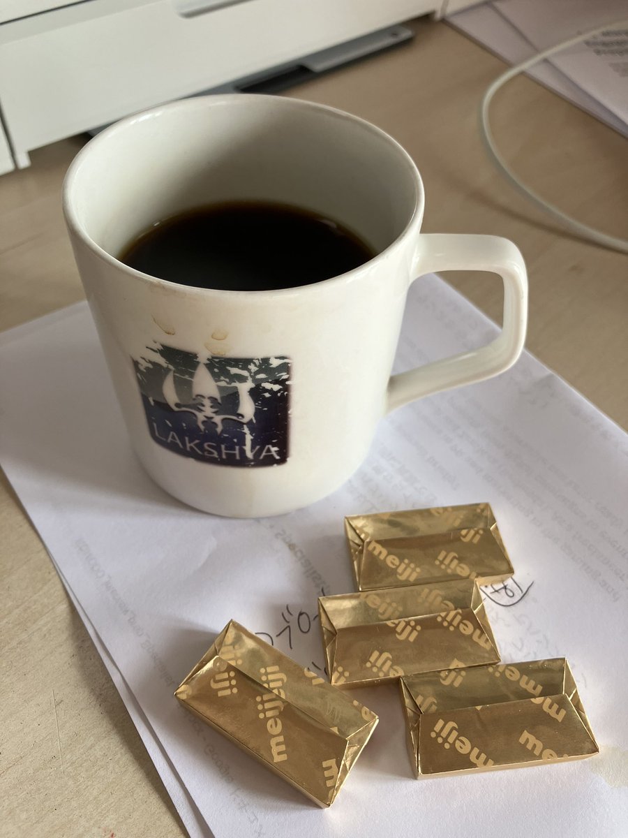 Vault203's tweet image. 眠い…夕方の本番に向けて猛勉強なう☕️
#jobinterview #採用面接 #コーヒータイム #糖分で脳活性化