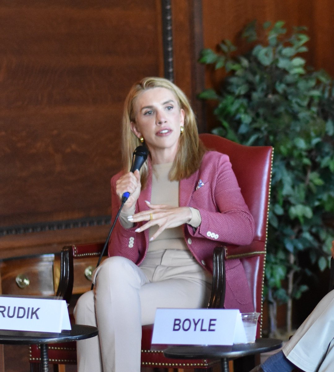 Some photos from our recent Transatlantic Week 2025, in Washington, DC - Left: Allison O'Brien (Oracle) and Congressman Darrell Issa; Right:  Kira Rudik, MP for Holos and Vice President, ALDE