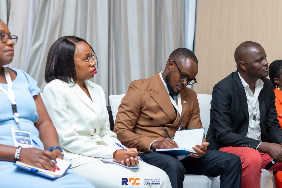 KuhesHepu's tweet photo. The final day, Day 3, was a showcase of HEPU's research prowess! Several of our researchers delivered outstanding oral presentations during the breakaway sessions, sharing their latest findings. ๐
#OralPresentation #ResearchDissemination https://t.co/lnZVoqBldp