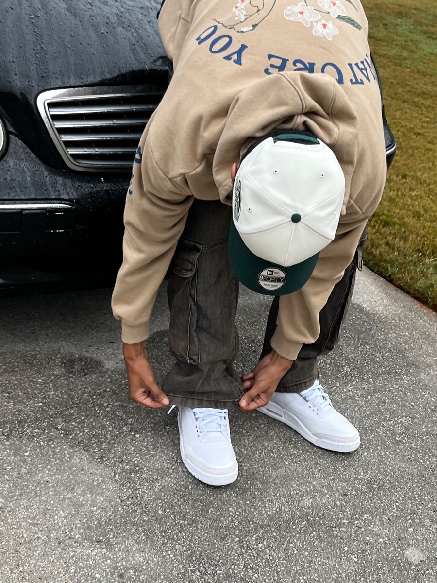 14_yfn's tweet photo. https://t.co/V33NvutyaB day!! ♎️✨💚 https://t.co/eI8Maom1kr