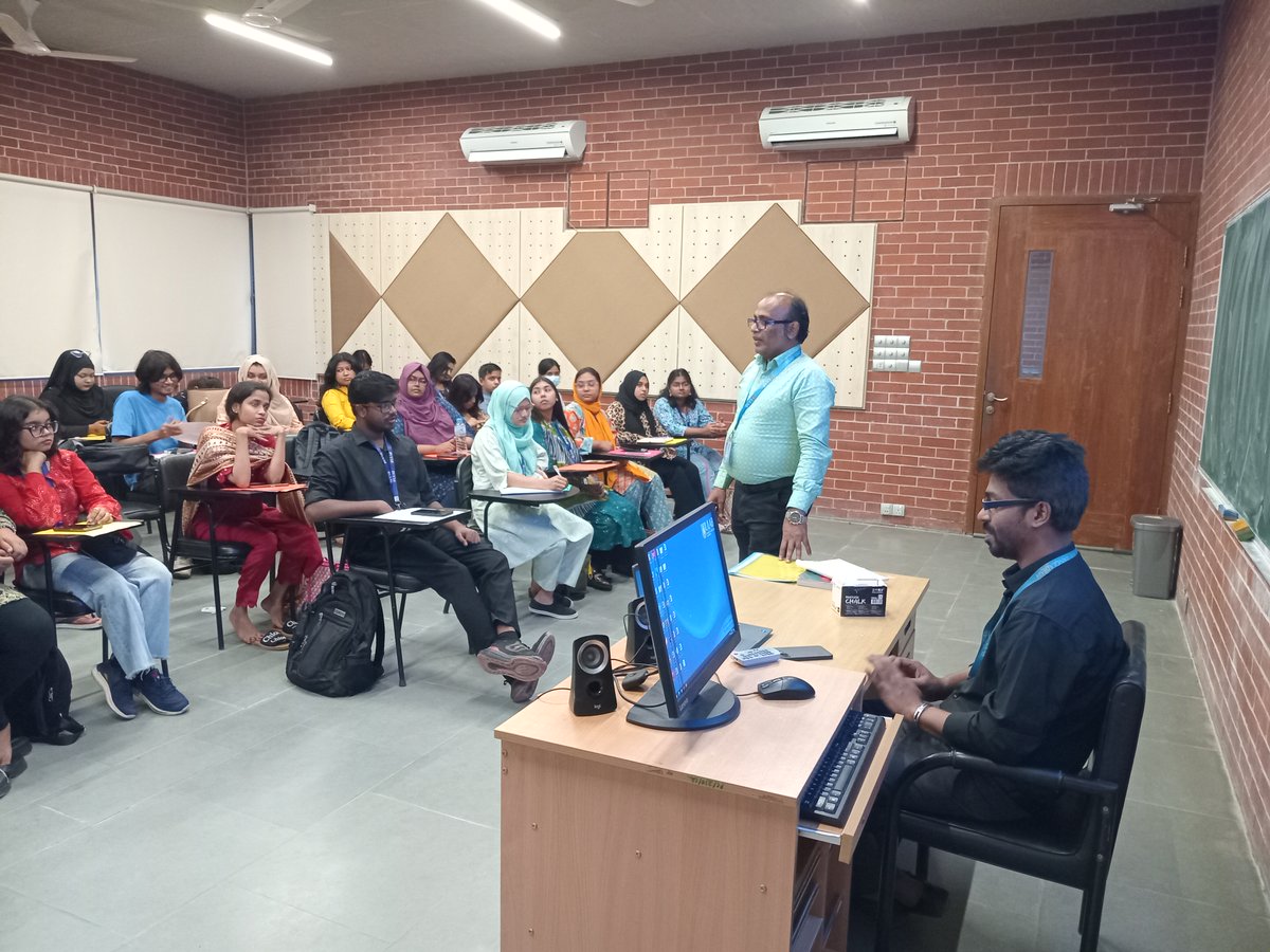 LibraryULAB's tweet image. ULAB Library organized 2 training sessions on 5 October 2025 in the classroom on Turnitin: similarity and plagiarism checker, reference management, data searches for the students of SSC 2146, GED, ULAB.