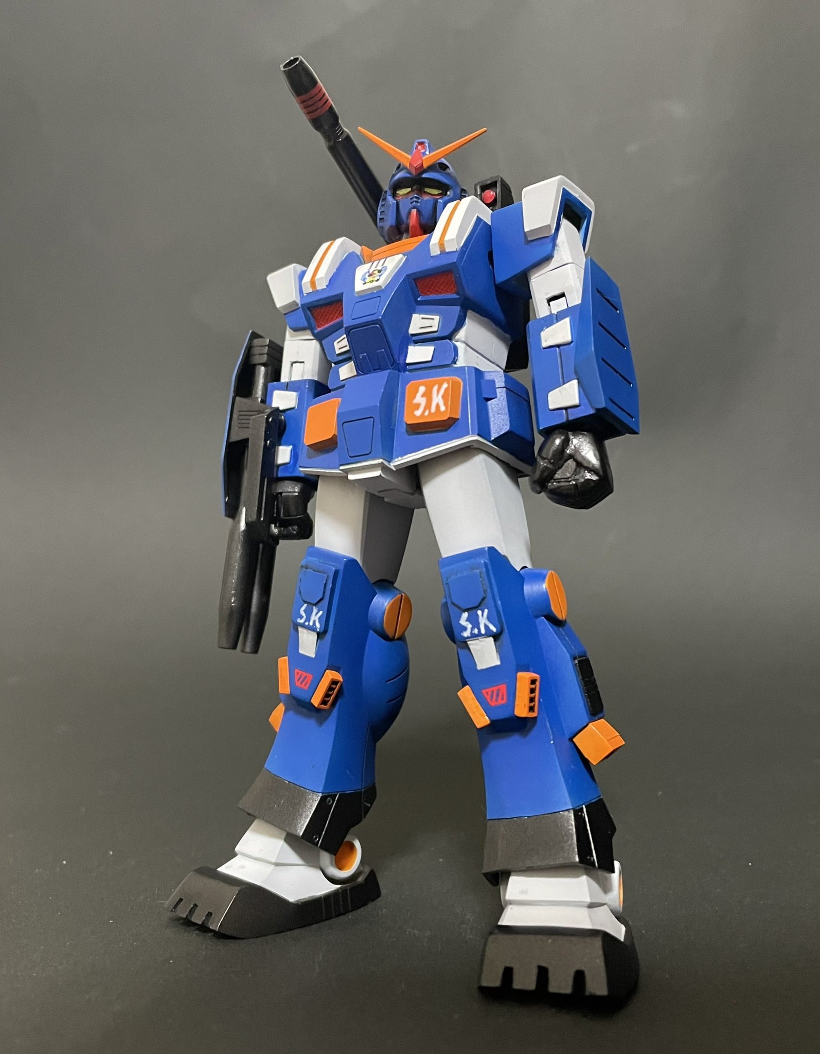 ロボット Akira Fujisawa Amazon.co.jp: ZIOIZFU アシッドレイン