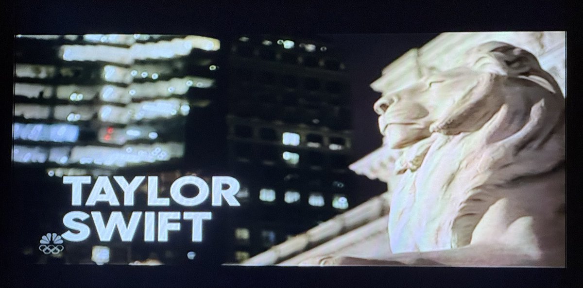 weallgotcrowns7's tweet photo. Welcome to the parTAY!!! I protect the family and watch #TaylorOnFallon 📺❤️‍🔥 https://t.co/FLI90S0YNj