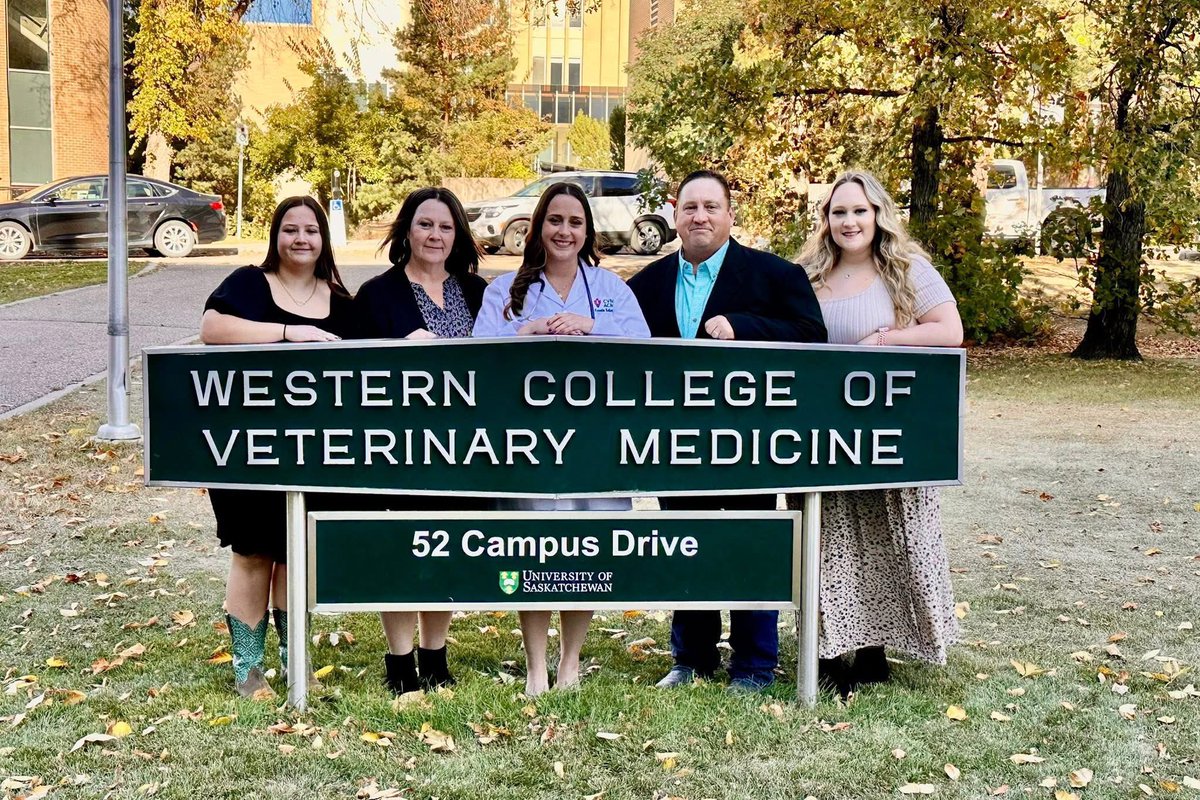 wheatking10's tweet photo. Today was a special day ! Congratulations to Kassie Sabourin! 
Today we attended her white coat ceremony for veterinarian medicine. We couldn’t be more proud of her ! @SabourinKassie https://t.co/FvMrsM9YxW