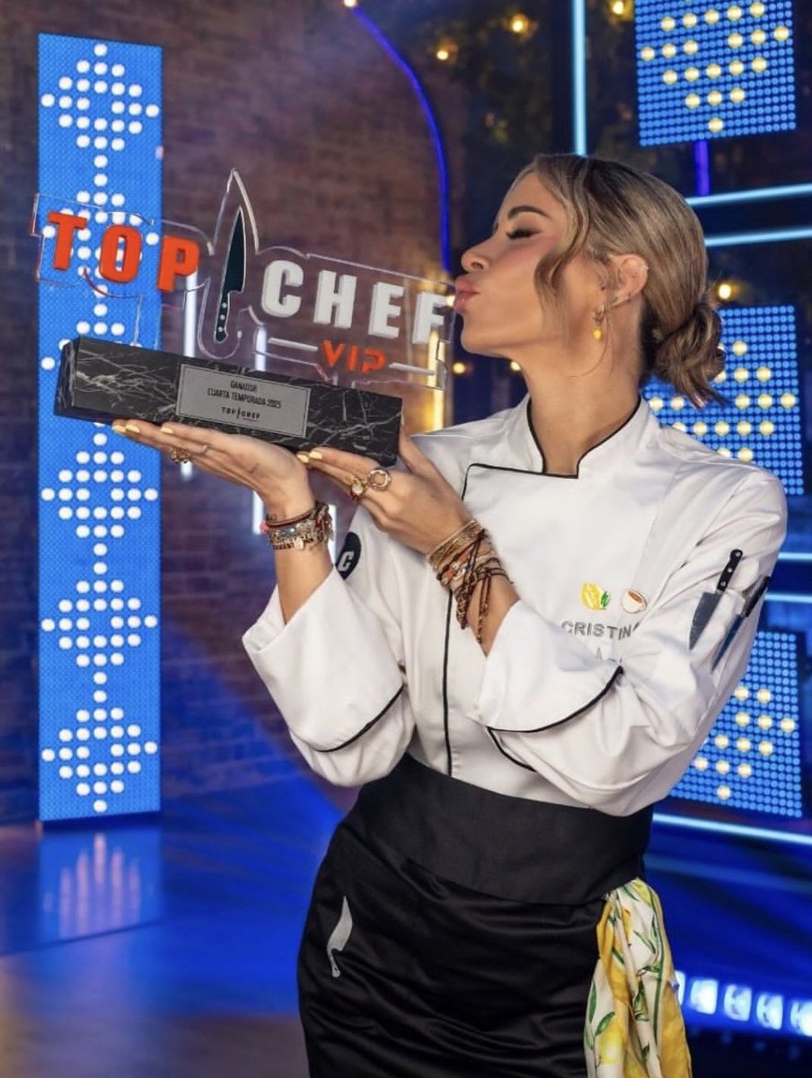 ¿Cómo deben de estar todos los reventados? JAJAJAJAJAJAJJA

Besitooooooos que habéis estado 3 meses allí dale y dale con el hate y el acoso para acabar viendo como la GANADORA es Cristina Porta 🤣😚

#TopChefVip4 #TeamPorta