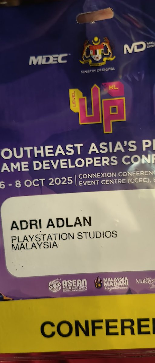 AdriPlaysSmth's tweet photo. Never thought I would live long enough to have PlayStation under my name. ๐ฅน #LevelUpKL https://t.co/wkpPv3IIZ9