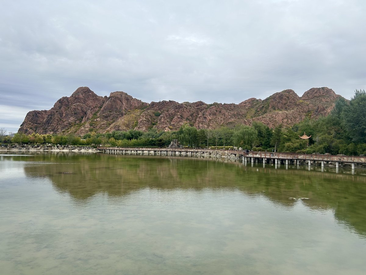 Ruby_Saturn's tweet photo. Tour of the Hongshan National Forest Park in Chifeng, Inner Mongolia. 
赤峰红山国家森林公园溜达 
2025.10.05 https://t.co/0jOhcmmOI0