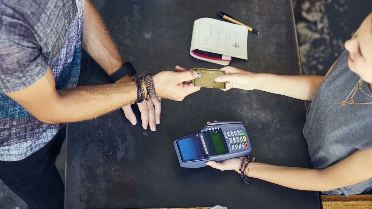 BestMediaInfo's tweet image. After Mastercard, American Express launches ‘Amex Ads’ commerce-media platform 

bestmediainfo.com/mediainfo/medi… 

#commercemedia #Mastercard #AmericanExpress