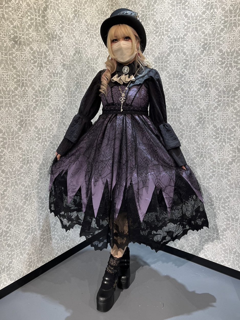 MARY QUANT スタジャン ピカチュウ柄　最終値下げ 2025年最新】MARY QUANT スタジャンの人気アイテム - メルカリ